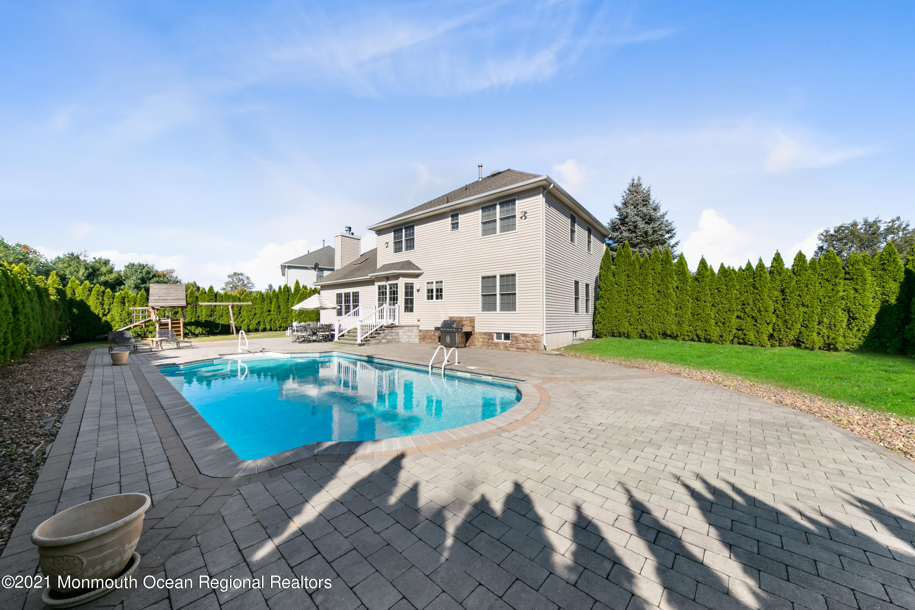 10 Lernard Road Manalapan, NJ 07726 - Photo 31 of 33 10LernardRd-pool2