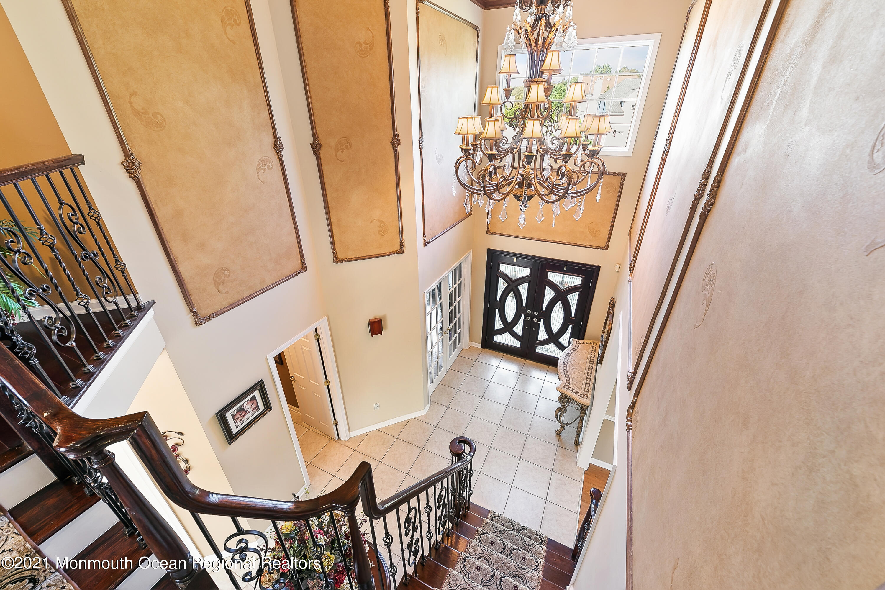 10 Lernard Road Manalapan, NJ 07726 - Photo 5 of 33 10LernardRd-Entrance upper view