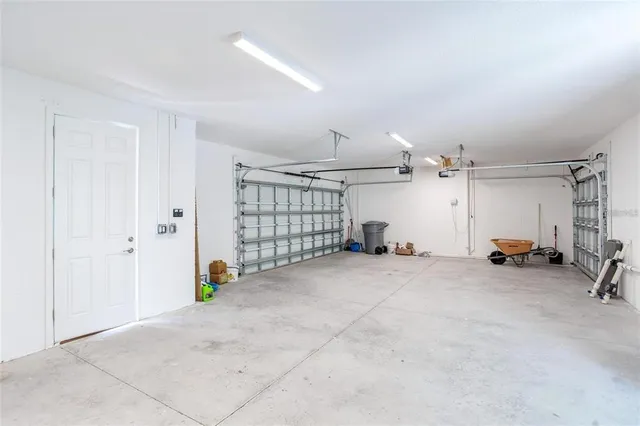 a view of a livingroom with closet