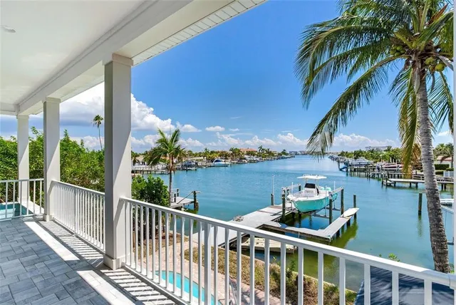 a balcony with view of lake