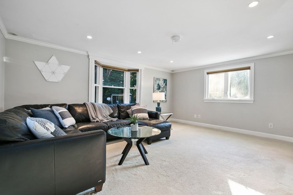 8 Pine Grove Road Hingham, MA 02043 - Photo 9 of 18