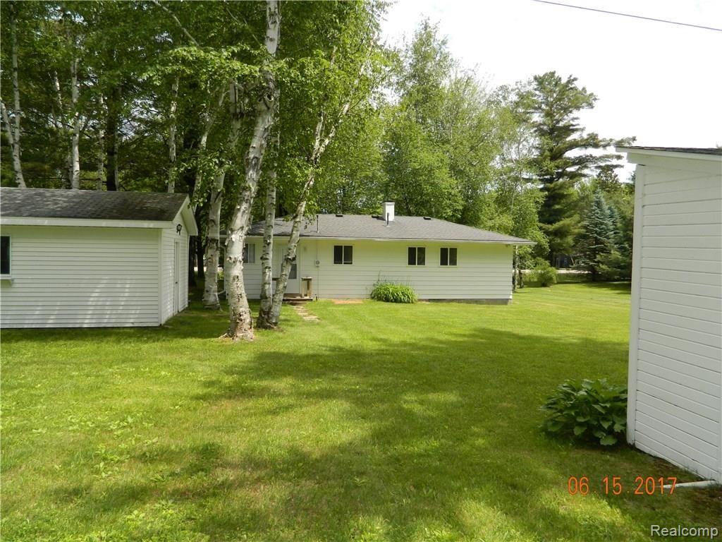 4122 Lakeshore Road Lexington, MI 48450 - Photo 2 of 13 Back of the home.