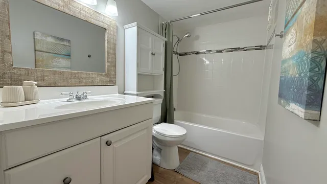 $3,500 | 401 Golden Isles Drive, Unit 409, Hallandale Beach, FL 33009