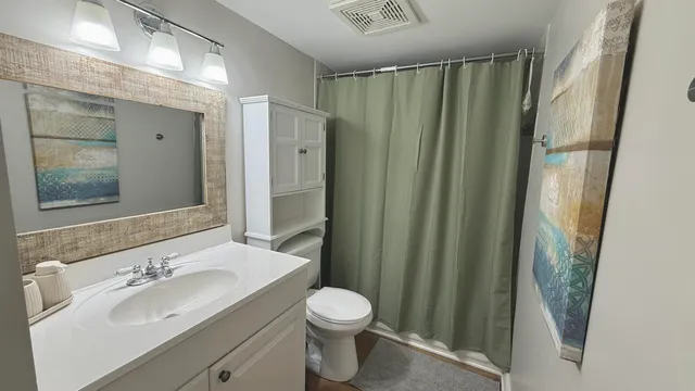 $3,500 | 401 Golden Isles Drive, Unit 409, Hallandale Beach, FL 33009