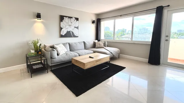 $3,500 | 401 Golden Isles Drive, Unit 409, Hallandale Beach, FL 33009