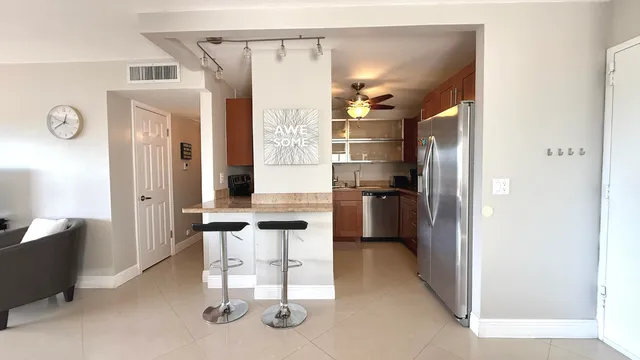 $3,500 | 401 Golden Isles Drive, Unit 409, Hallandale Beach, FL 33009