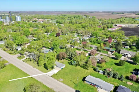 $229,400 | 606 3rd Avenue, Raymond, MN 56282