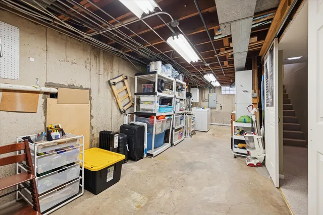 $479,000 | 31 East Washington Boulevard, Lombard, IL 60148