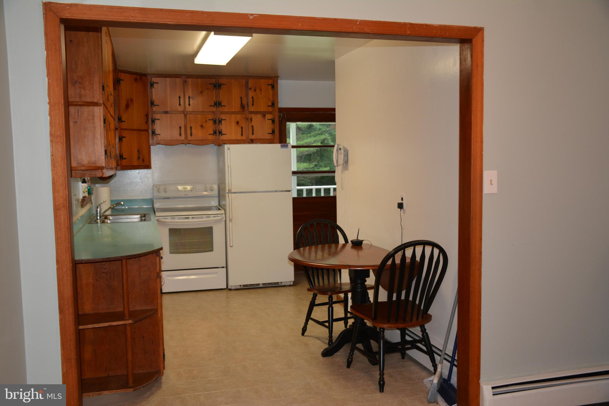 9079 Meetze Road Warrenton, VA 20187 - Photo 12 of 14 Kitchen