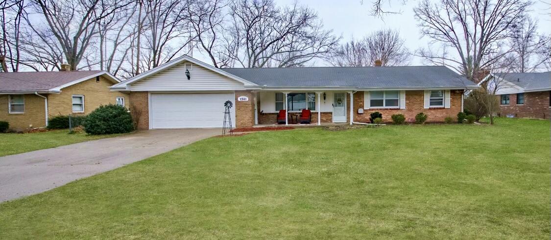 1381 Nelson Road St. Joseph, MI 49085 - Photo 1 of 26 IMG_7128