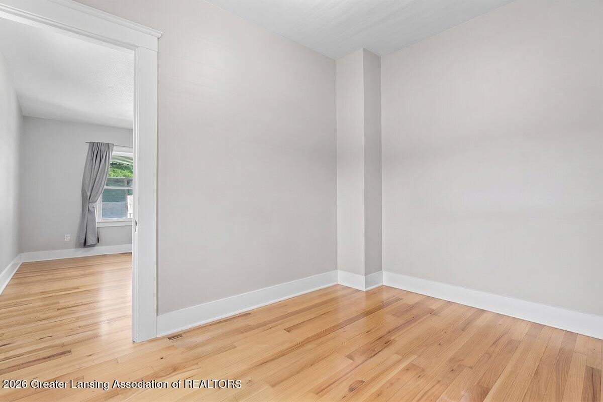 1332 West Valley Road Lansing, MI 48906 - Photo 17 of 33 Media Jett - 08 (2)