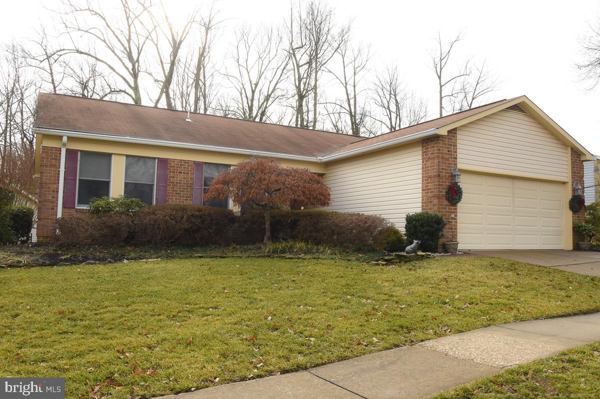 861 Rudder Way Annapolis, MD 21401 - Photo 2 of 37 Quiet tree-lined street