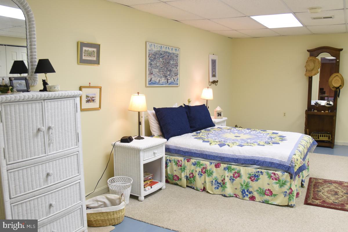 861 Rudder Way Annapolis, MD 21401 - Photo 15 of 37 Guest Bedroom