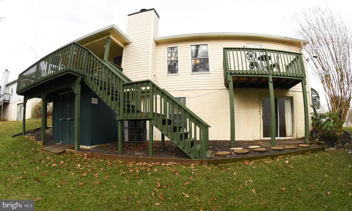 861 Rudder Way Annapolis, MD 21401 - Photo 4 of 37 Stairs to lower level