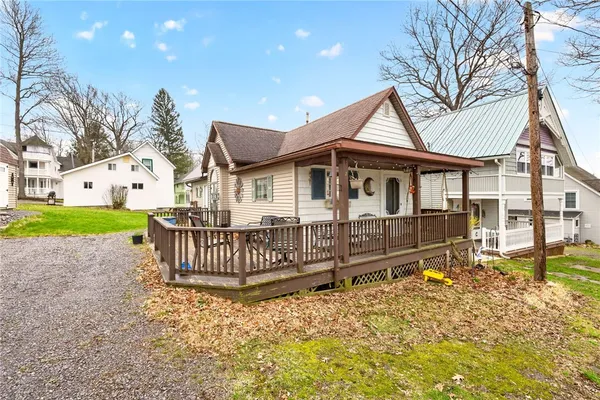 $219,900 | 6958-7 Embury Street, Castile, NY 14549