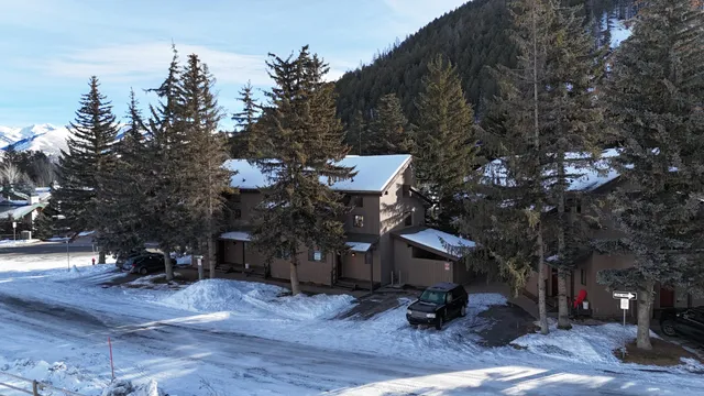 $925,000 | 218 Skiway Drive, Unit 3, Ketchum, ID 83340