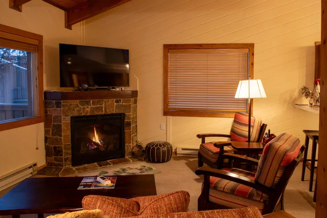 $925,000 | 218 Skiway Drive, Unit 3, Ketchum, ID 83340