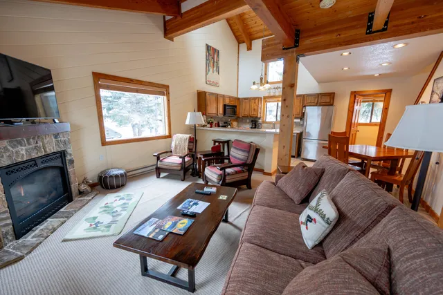 $925,000 | 218 Skiway Drive, Unit 3, Ketchum, ID 83340