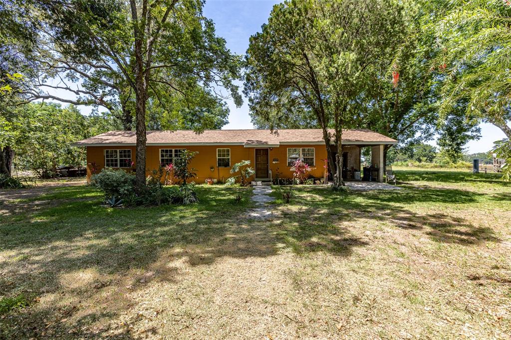 3659 Northeast 97th Street Road Anthony, FL 32617 - Photo 1 of 1 Front of home