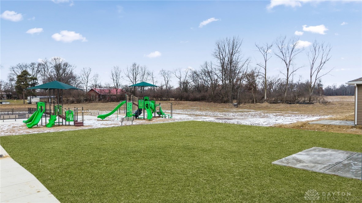 2215 Hackberry Street Springfield, OH 45505 - Photo 44 of 47