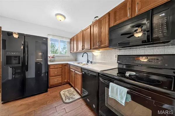 $265,000 | 8 Creekwood Drive, St. Peters, MO 63376