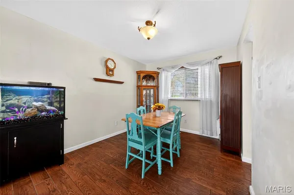 $265,000 | 8 Creekwood Drive, St. Peters, MO 63376