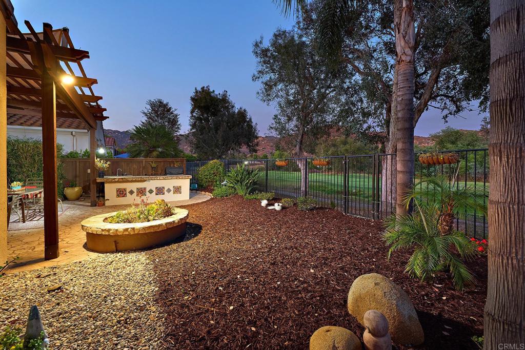 2436 Fallbrook Place Escondido, CA 92027 - Photo 3 of 63