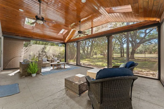 $799,000 | 9109 Balcones Club Drive, Austin, TX 78750