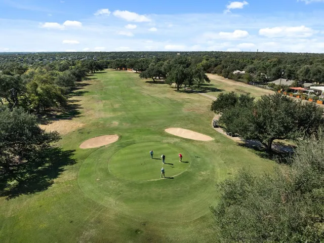 $799,000 | 9109 Balcones Club Drive, Austin, TX 78750