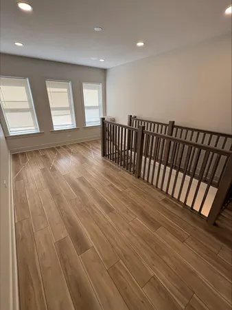 $2,995 | 6254 North Whipple Street, Unit 1, Chicago, IL 60659