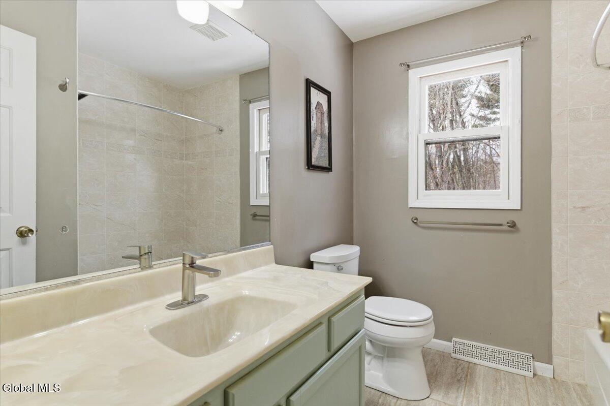 36 Dunwoodie Road Bethlehem, NY 12077 - Photo 20 of 26 26-FJD_7780