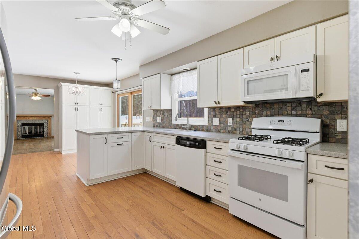 36 Dunwoodie Road Bethlehem, NY 12077 - Photo 7 of 26 14-FJD_7738