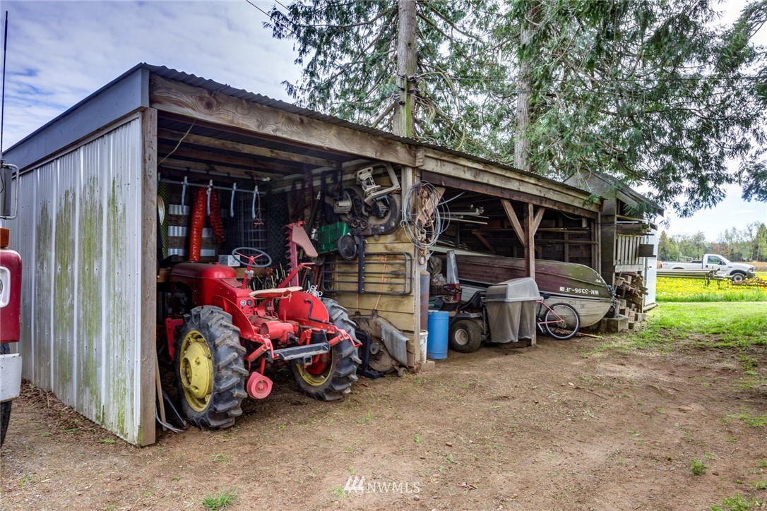 401 West Pole Road Lynden, WA 98264 - Photo 25 of 40 a view of a car is parked in front of house
