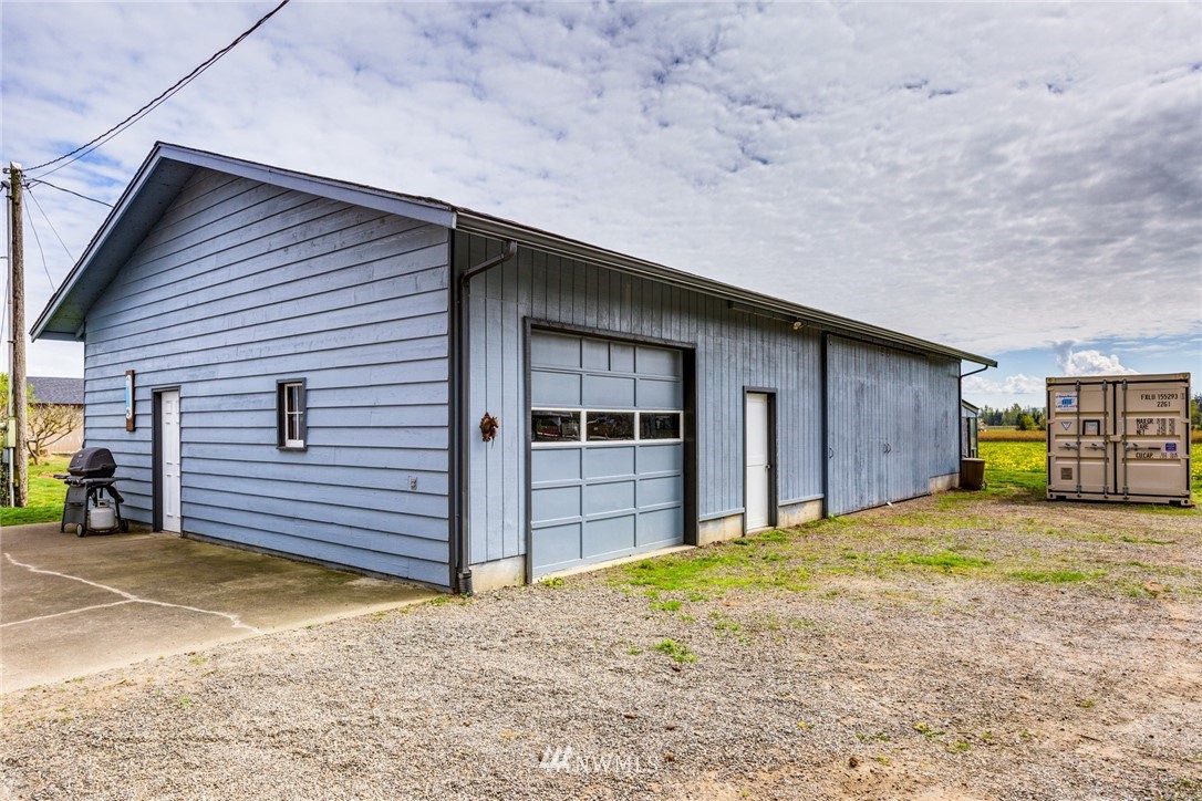 401 West Pole Road Lynden, WA 98264 - Photo 6 of 40 a view of a house with a yard