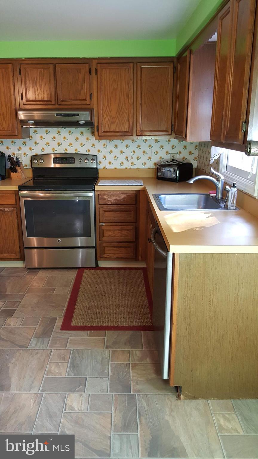 482 Amesbury Road Lancaster, PA 17601 - Photo 13 of 40