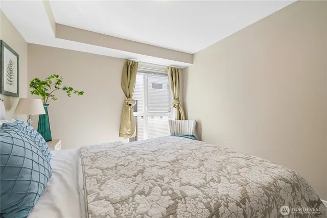 $344,990 | 4020 Aurora Avenue North, Unit 302, Seattle, WA 98103