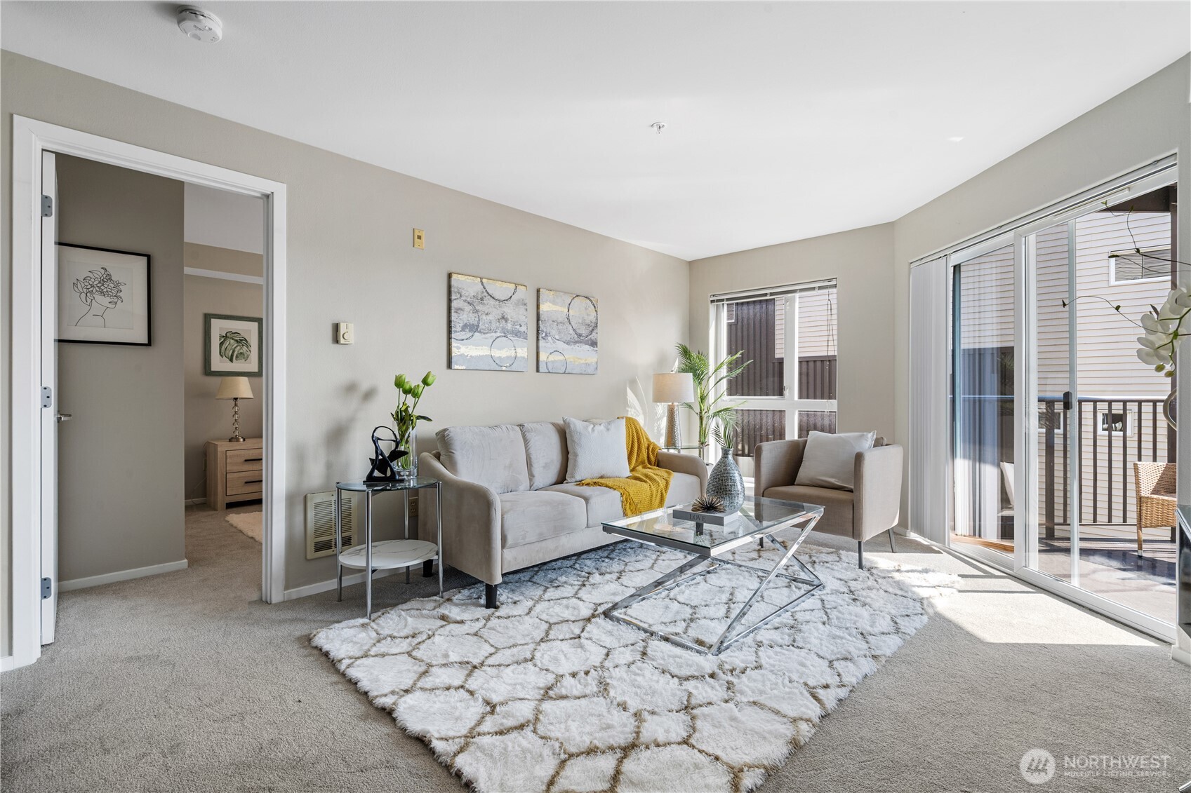 4020 Aurora Avenue North, Unit 302 Seattle, WA 98103 - Photo 6 of 25