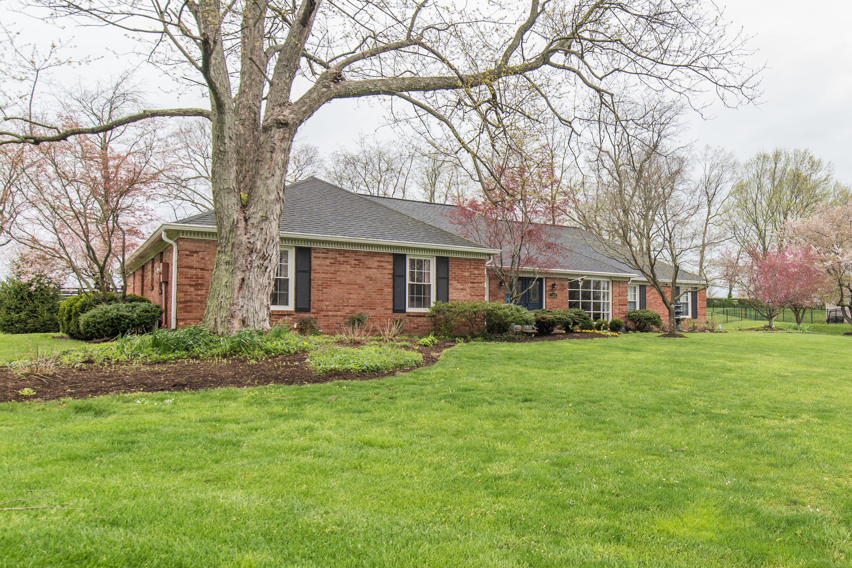 2267 Bahama Road Lexington, KY 40509 - Photo 2 of 53 20220413-2267-Bahama-Rd-moore-realty-003