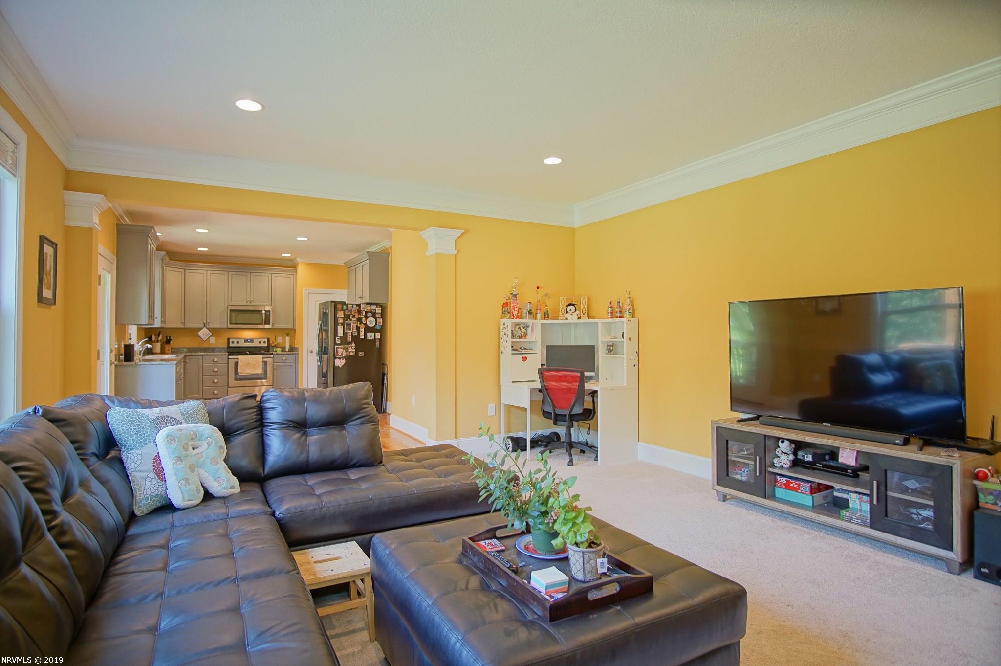 1913 Shadow Lake Road Blacksburg, VA 24060 - Photo 20 of 61 Gallery Image 20