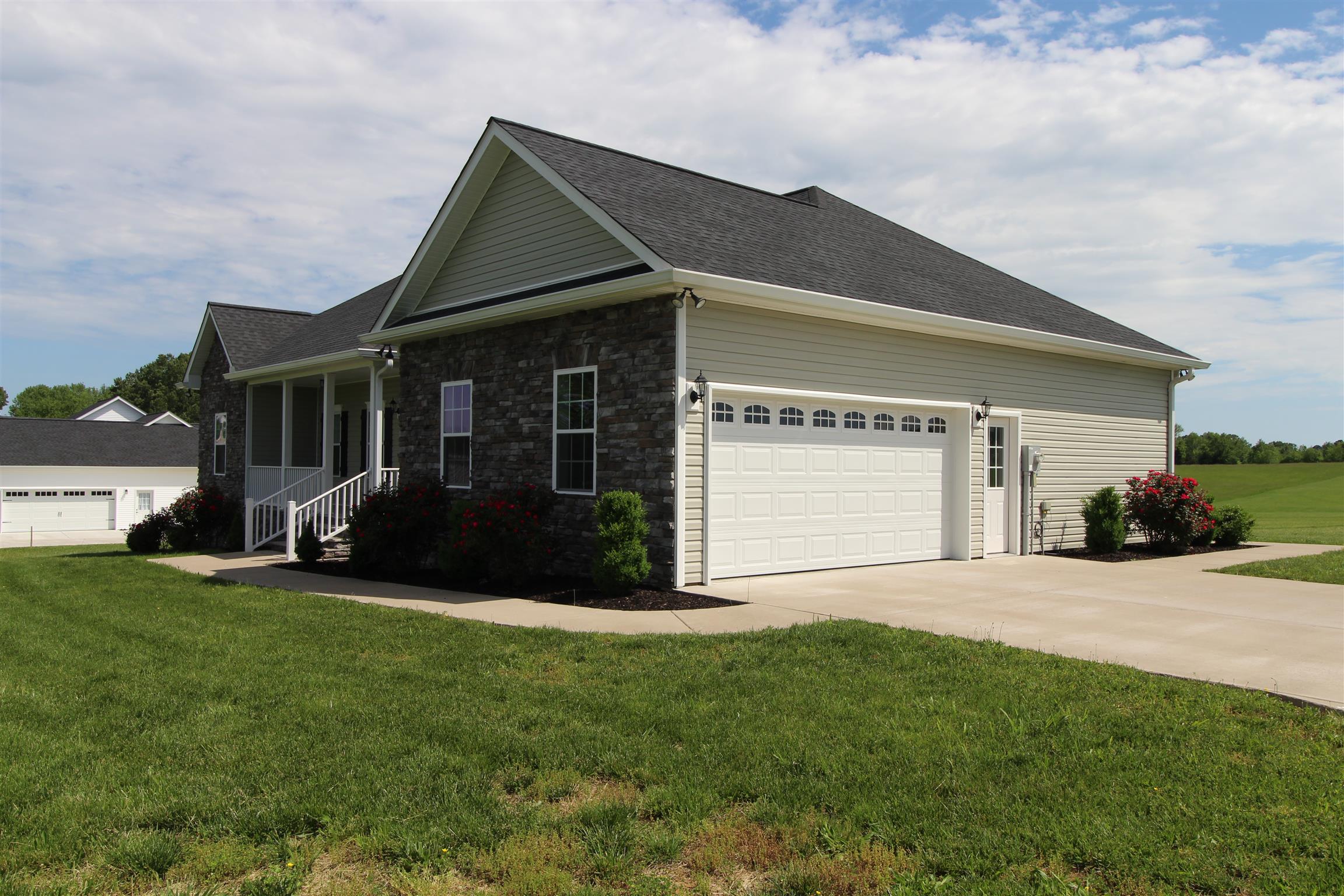 922 Jump Off Road Bon Aqua, TN 37025 - Photo 3 of 3