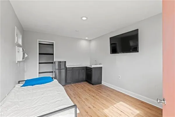 $2,000 | 906 Flood Street, New Orleans, LA 70117