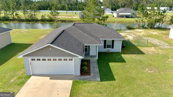 $240,000 | 211 Twinn Lakes Drive, Baxley, GA 31513