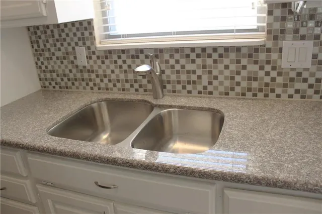 $2,100 | 1130 Meriwood Drive, Lewisville, TX 75067