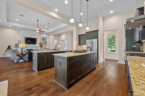$2,370,000 | 343 Covered Wagon Way, Driftwood, TX 78619
