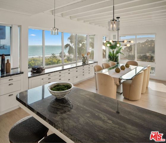 $6,495,000 | 143 Ocean Ave Extension, Santa Monica, CA 90402