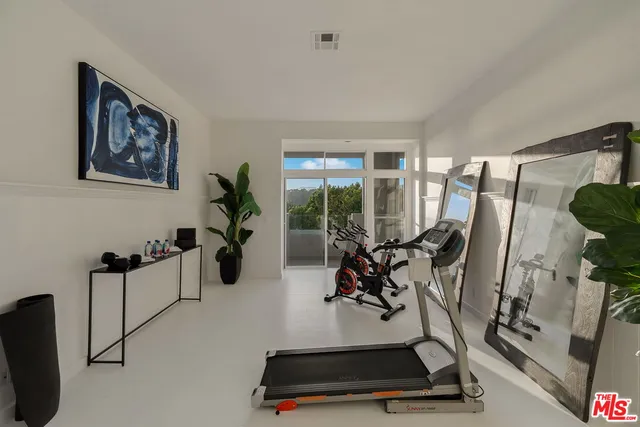 $6,495,000 | 143 Ocean Ave Extension, Santa Monica, CA 90402