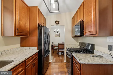 $595,000 | 5001 Aspen Hill Road, Rockville, MD 20853