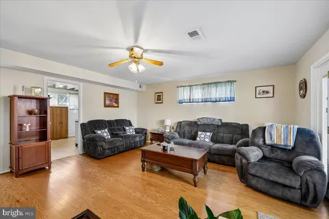 $595,000 | 5001 Aspen Hill Road, Rockville, MD 20853