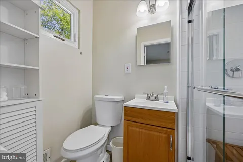 $595,000 | 5001 Aspen Hill Road, Rockville, MD 20853