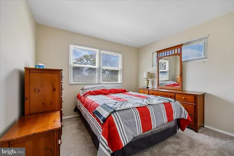 $595,000 | 5001 Aspen Hill Road, Rockville, MD 20853